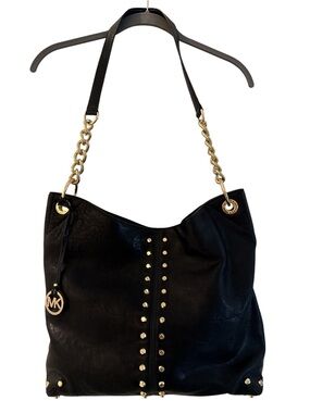 🖤 NWT - Michael Kors Black Leather Studded Shoulder Bag with Gold Hardware 🖤